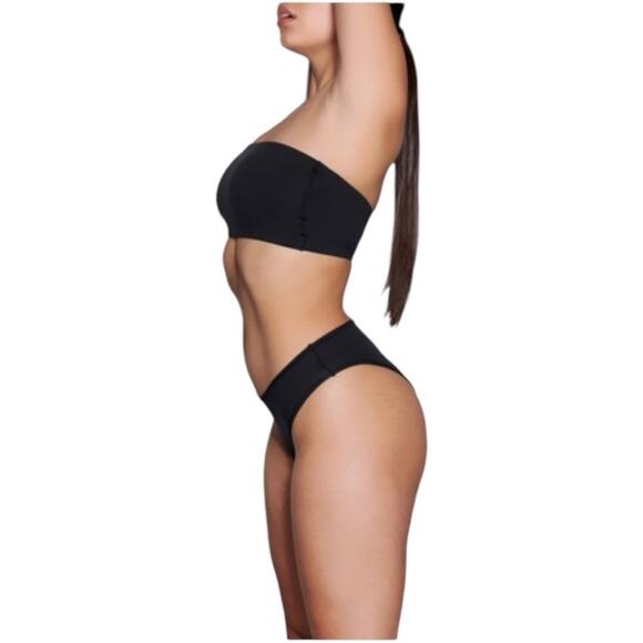 SKIMS Black Strapless Tube Top XS Seamless Stretchy Minimalist Basic - Picture 2 of 6